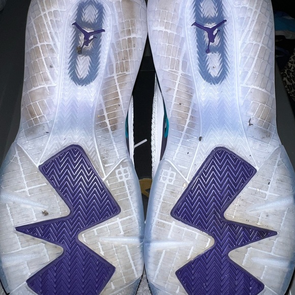 Jordan’s - Picture 4 of 7